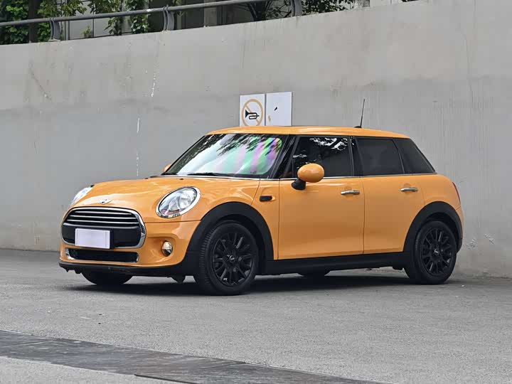 MINI Hatch