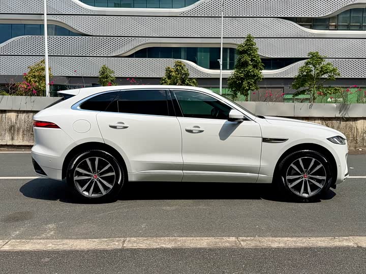 Jaguar F-PACE 2021 250 PS R-Dynamic S — фото 7