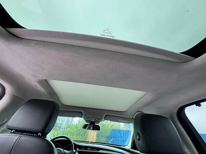 Jaguar XFL 2017 XFL 2.0 T 200 PS — фото 12