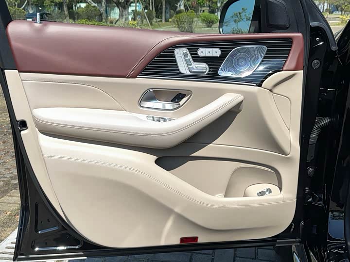 Mercedes-Benz GLS 2023 GLS 450 4 MATIC — фото 14