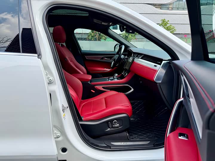 Jaguar F-PACE 2021 250 PS R-Dynamic S — фото 20