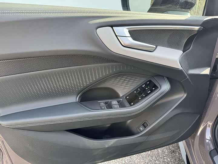 Audi A5L 2026 2.0 T quattro — фото 8