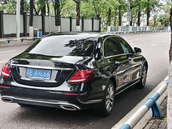 Mercedes-Benz E-Class 2020 E 260 L — фото 9