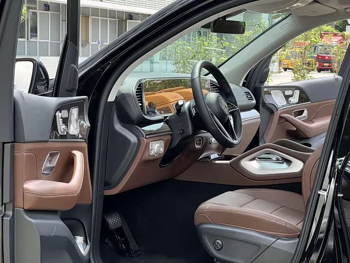 Mercedes-Benz GLE — фото 10
