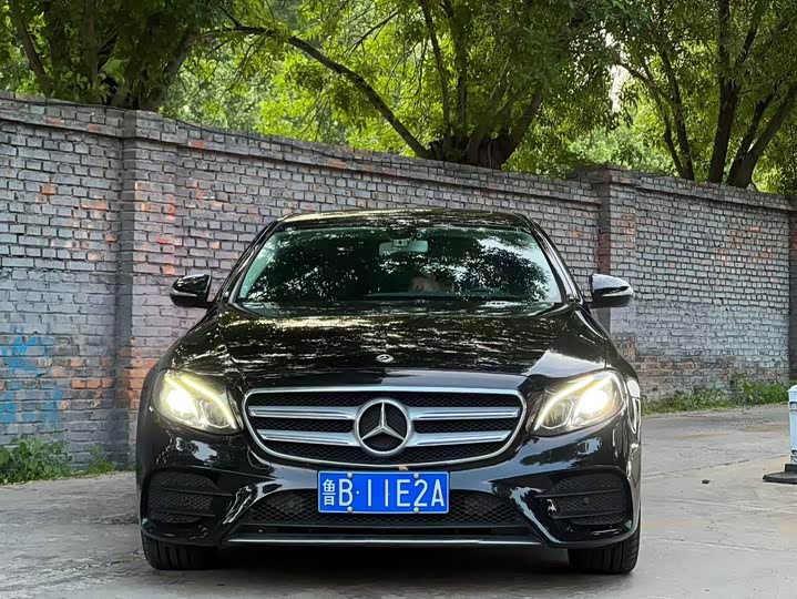 Mercedes-Benz E-Class 2019 E 200 L Sport — фото 2