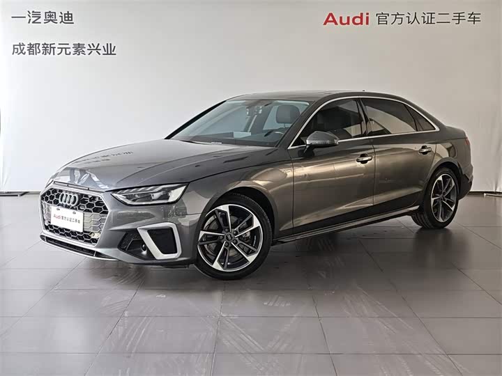 Audi A4L 2022 40 TFSI — фото 1