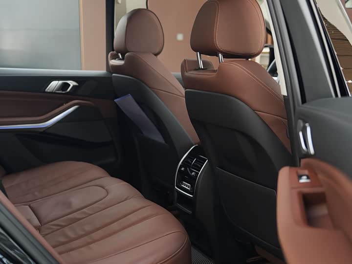 BMW X5 2021 x Drive 40i M — фото 12