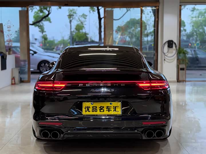 Porsche Panamera 2017 Panamera 3.0 T — фото 5