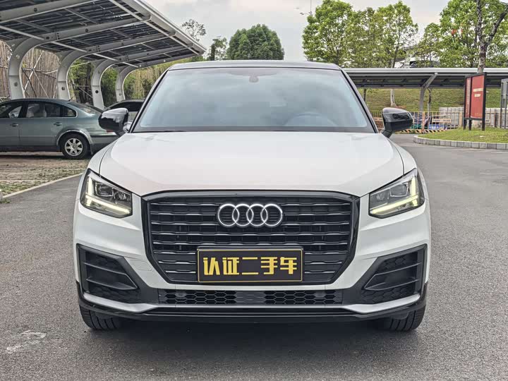Audi Q2L 2021 35 TFSI — фото 2