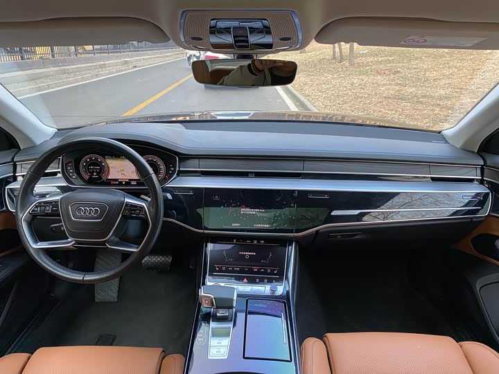 Audi A8 2024 A 8 L 50 TFSI quattro — фото 6