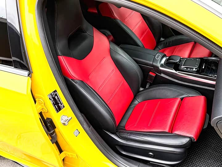 Mercedes-Benz A-Class 2022 AMG A 35 4 MATIC — фото 12