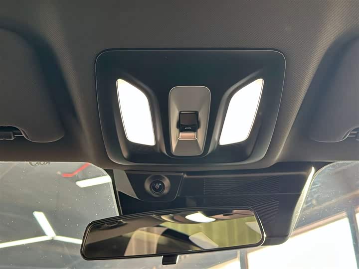 Changan UNI-T 2022 2.0 T Premium — фото 18