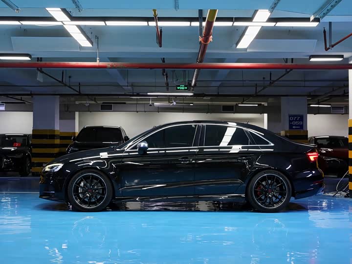 Audi S3 2019 S 3 2.0 T Limousine — фото 2