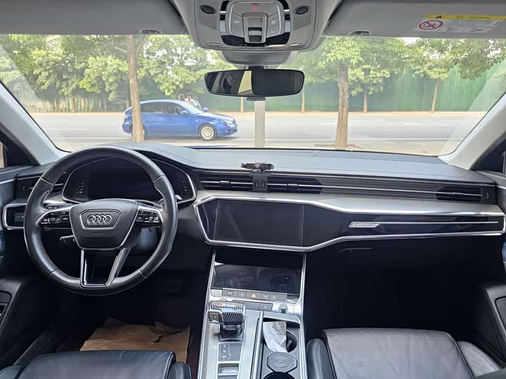 Audi A6L 40 TFSI — фото 11