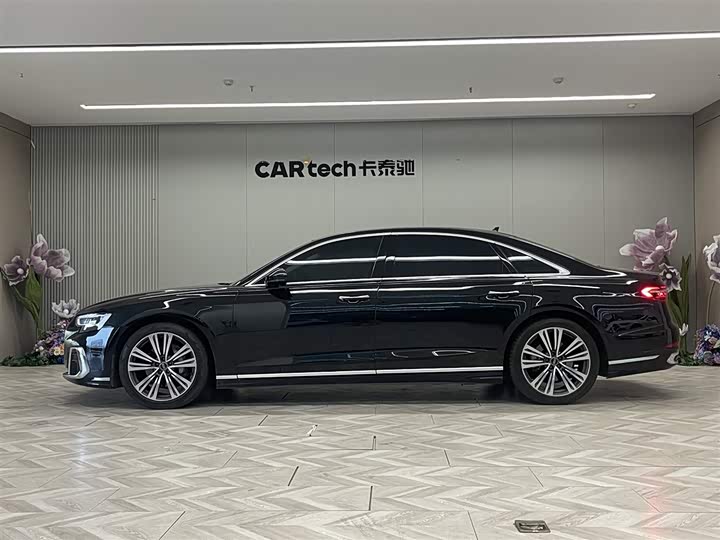 Audi A8 2023 A 8 L 45 TFSI quattro Luxury — фото 8