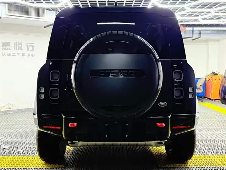 Land Rover Defender — фото 4