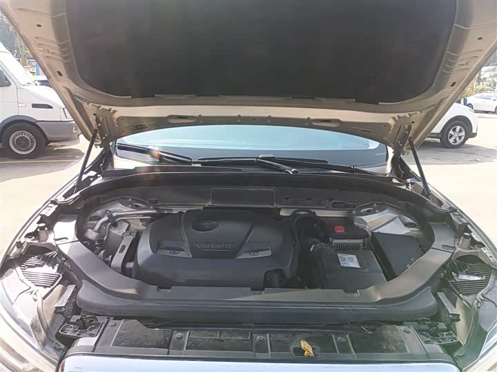 Volvo XC60 2020 T 5 4 WD — фото 13