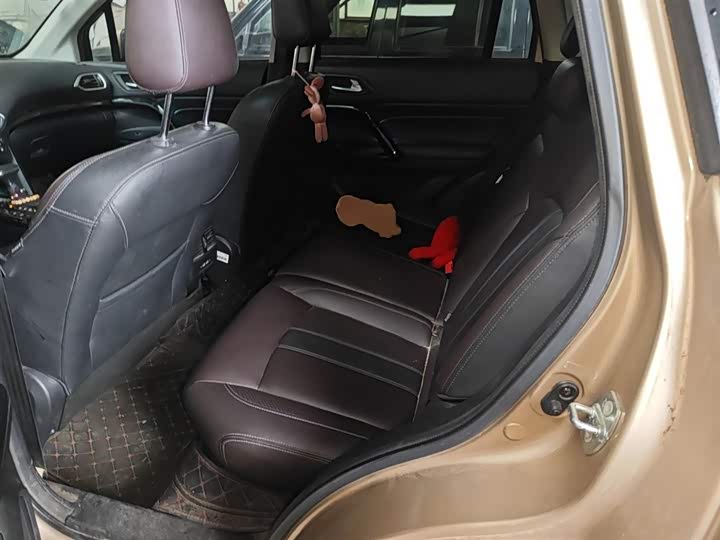 Trumpchi GS4 2018 235 T AT 2 WD — фото 20
