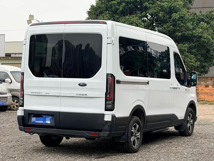 Ford T8 2024 T 8 2.3 T AT 9 2/2/2/3 — фото 4