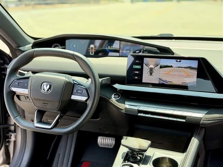 Changan UNI-V 2022 2.0 T — фото 6