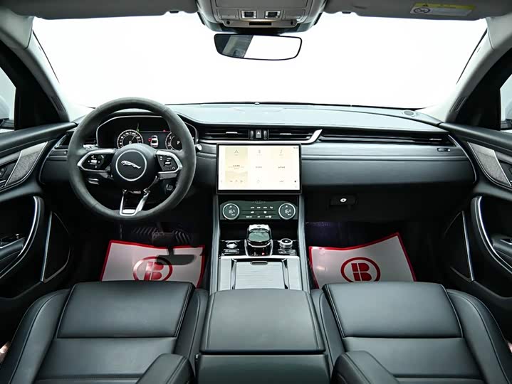 Jaguar XFL 2023 XFL 2.0 T P 200 2 WD — фото 13