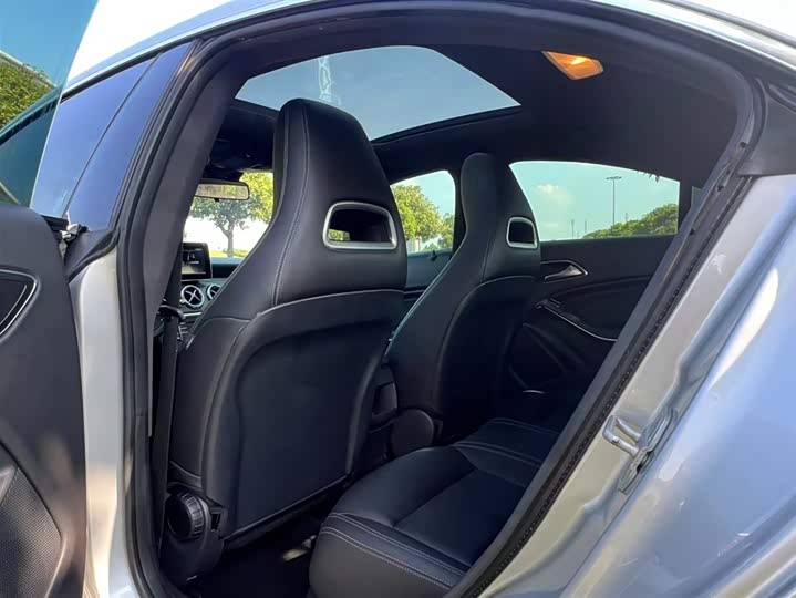 Mercedes-Benz CLA 2016 CLA 200 — фото 11