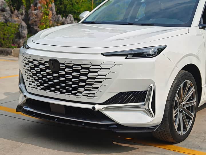 Changan UNI-K 2021 2.0 T Premium — фото 7
