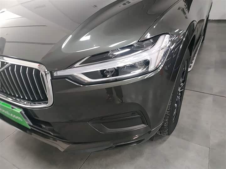 Volvo XC60 2019 T 5 4 WD VI — фото 18