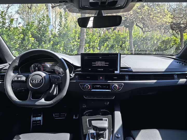 Audi A4L 2025 200 40 TFSI — фото 4
