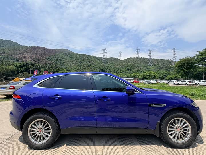 Jaguar F-PACE 2018 2.0 T 4 WD — фото 7