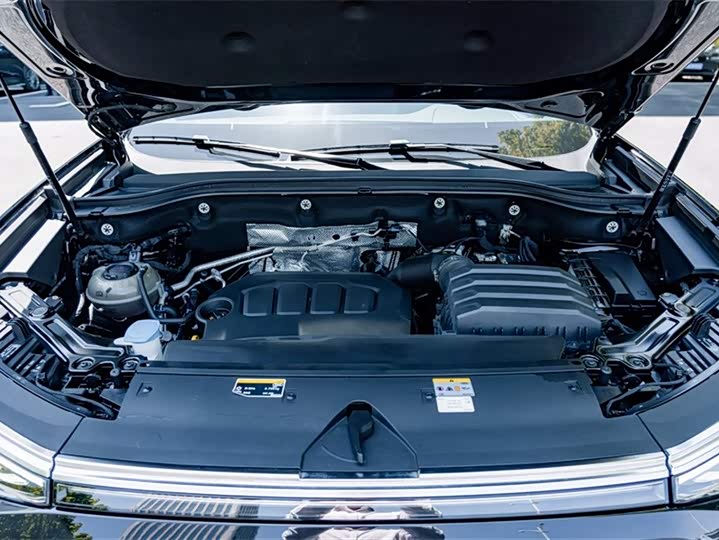 Audi Q6 2023 45 TFSI quattro — фото 24