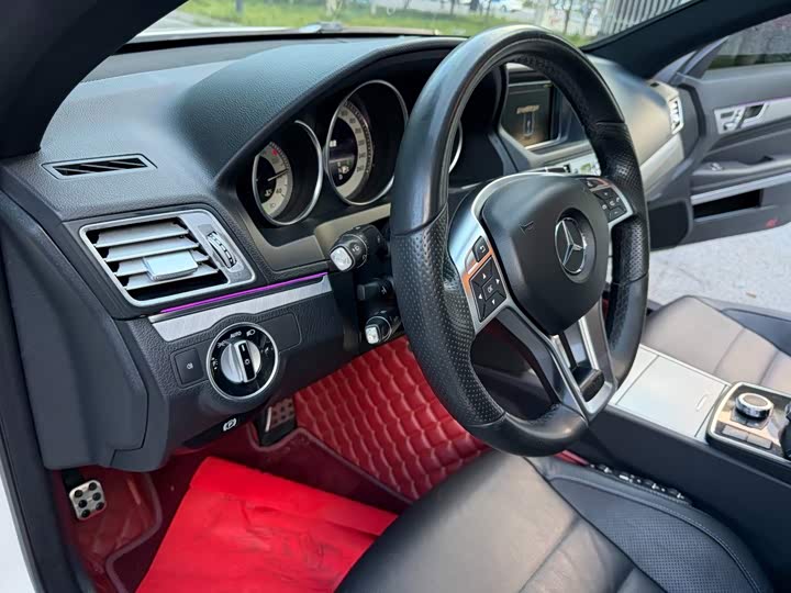 Mercedes-Benz E-Class E 200 — фото 19