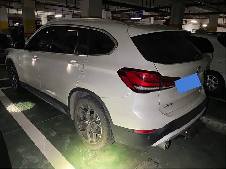 BMW X1 sDrive20Li премиум — фото 8