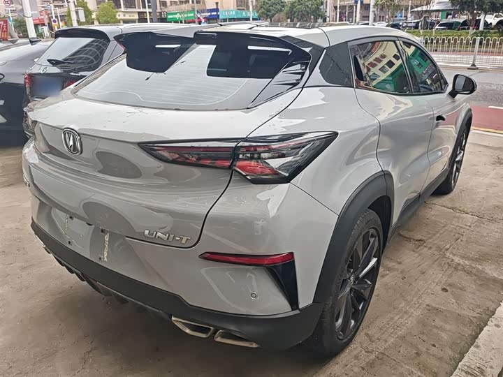 Changan UNI-T 2020 1.5 T Premium — фото 7