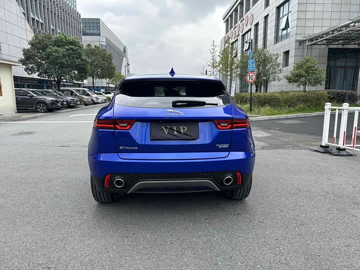 Jaguar E-PACE 2018 P 250 S V — фото 5