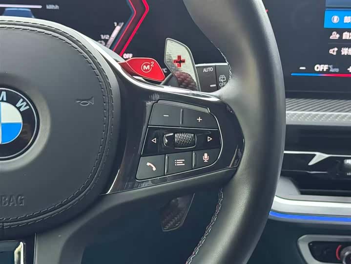BMW XM 2023 Base — фото 16