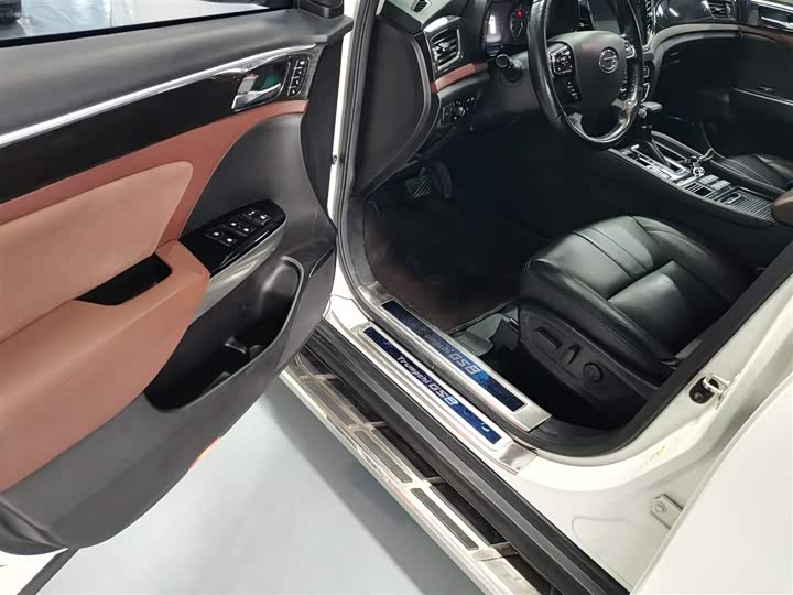 Trumpchi GS8 2017 320 T 2 WD ( ) — фото 16