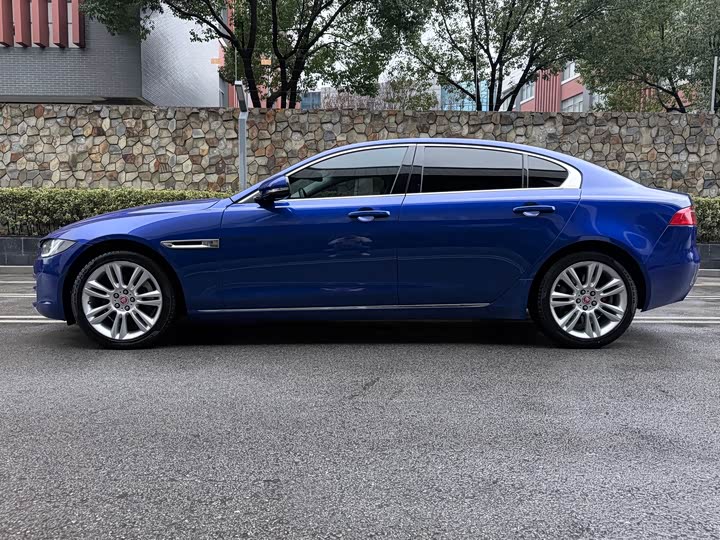 Jaguar XEL 2019 2.0 T 200 PS — фото 5