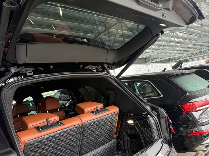 BMW X7 2023 x Drive 40i M — фото 15