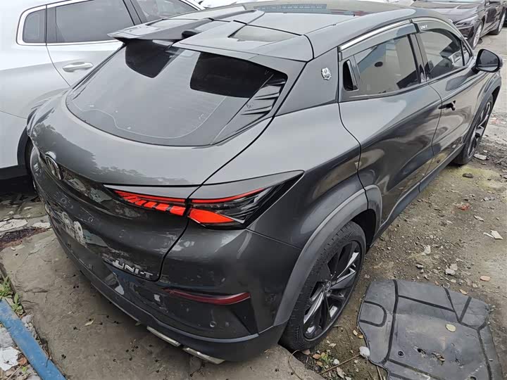 Changan UNI-T 2020 1.5 T Premium — фото 6