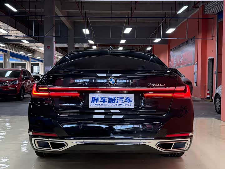BMW 7 Series 740Li продвинутая люкс-пакет — фото 5