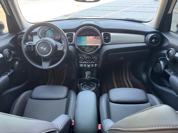 MINI Hatch — фото 10