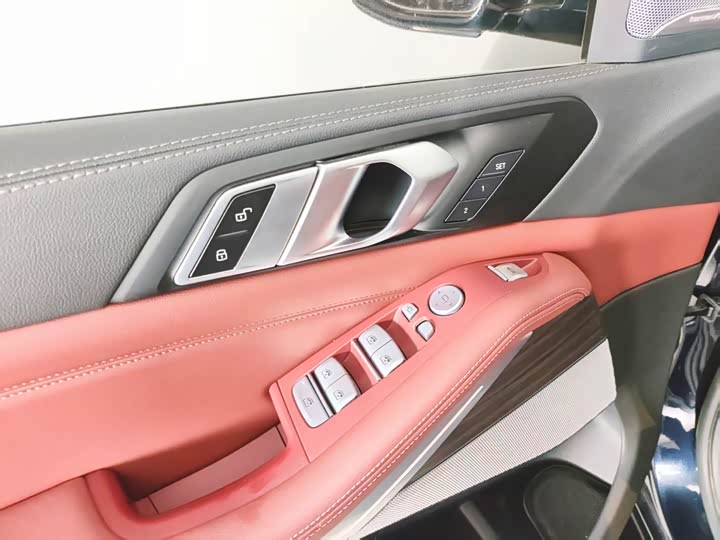 BMW X5 2022 x Drive 40 Li M — фото 20