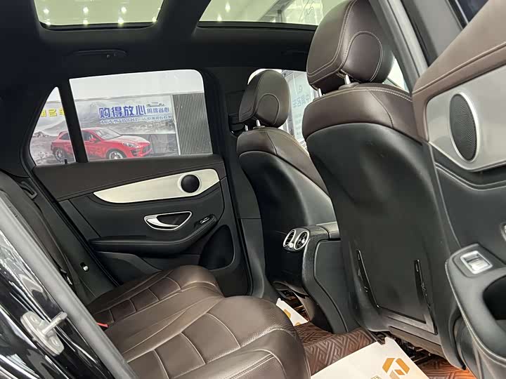 Mercedes-Benz GLC 2018 GLC 200 4 MATIC — фото 10