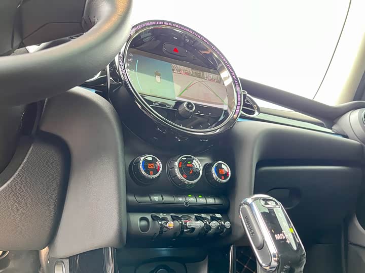 MINI Hatch — фото 15
