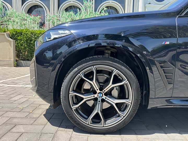 BMW X5 2023 x Drive 30 Li M — фото 16