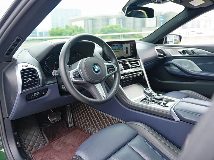 BMW 8-Series 2022 840i x Drive M — фото 6