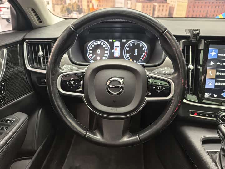 Volvo V90 2019 Cross Country T 5 AWD V — фото 4