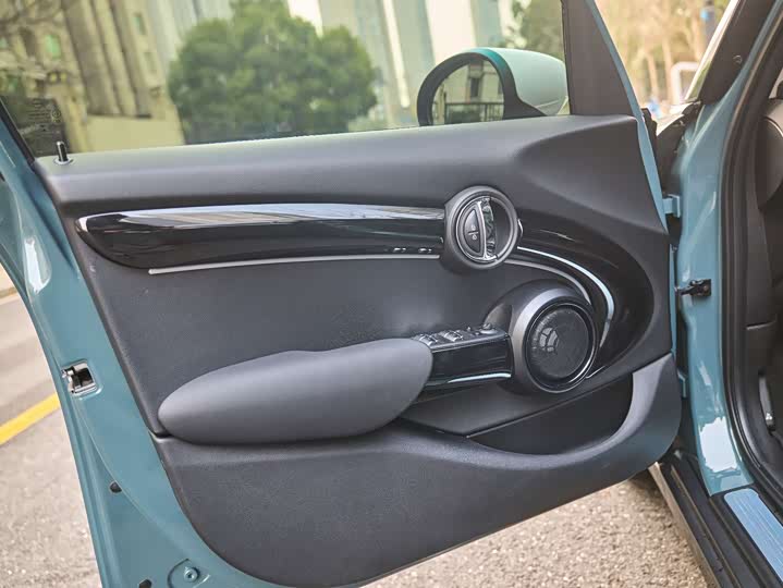 MINI Hatch — фото 11