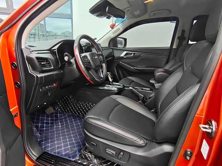 Isuzu D-MAX 2021 1.9 TAT 4 WD Global RZ 4 E — фото 12